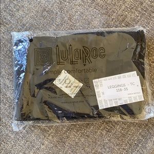 LuLaRoe Black Leggings BNWT! 💖🎉😍